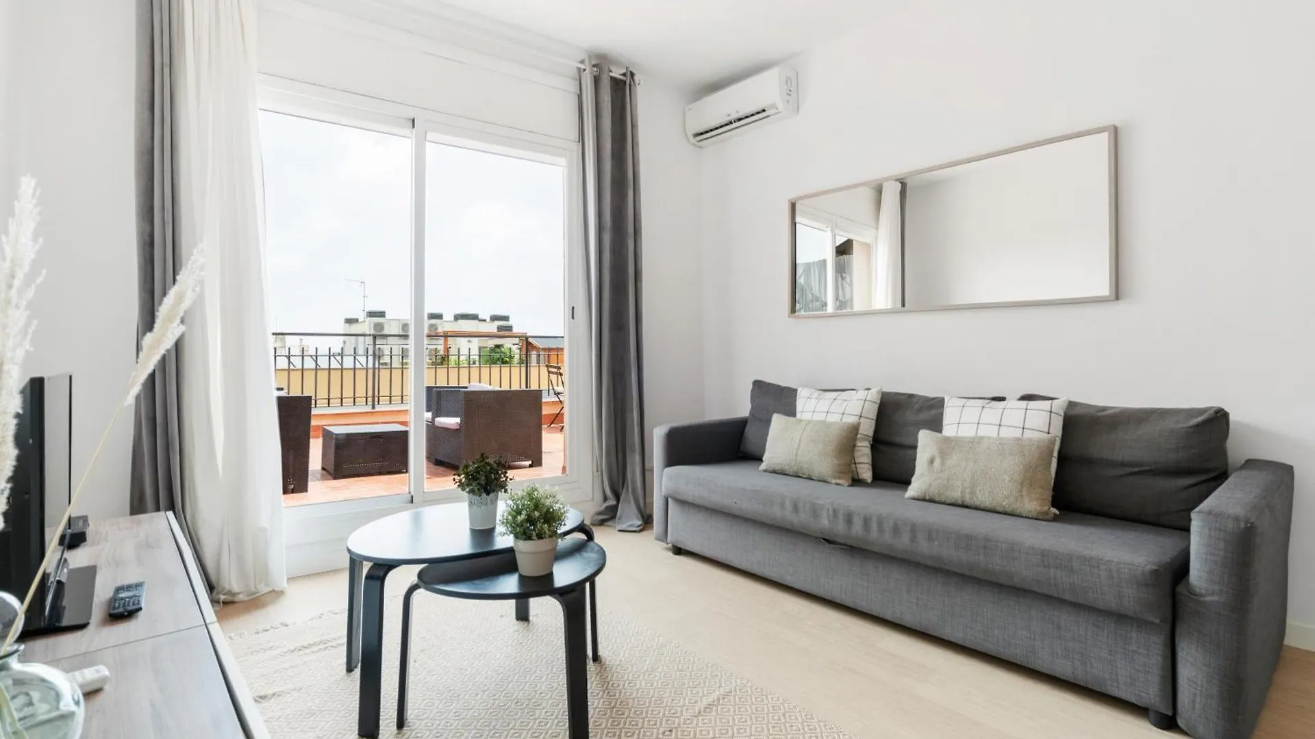Apartamento Flateli Calabria Barcelona 0*,  España